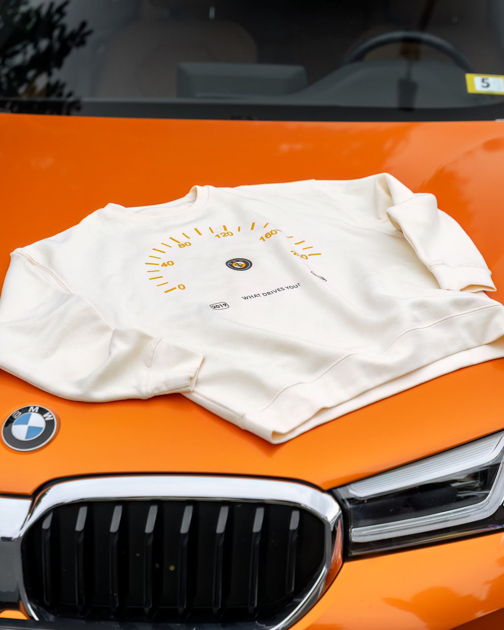 BIMMER CREWNECK